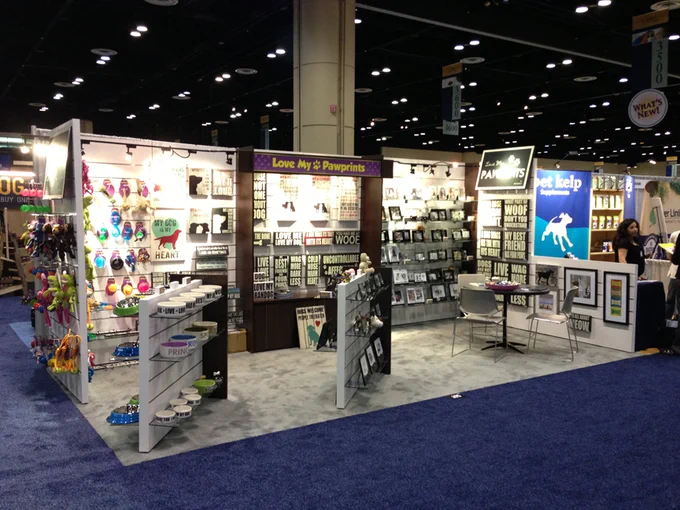 Custom Modular 10x20 Trade Show Display crafted with lightweight Xylea-Wood Slatwall Exhibit System