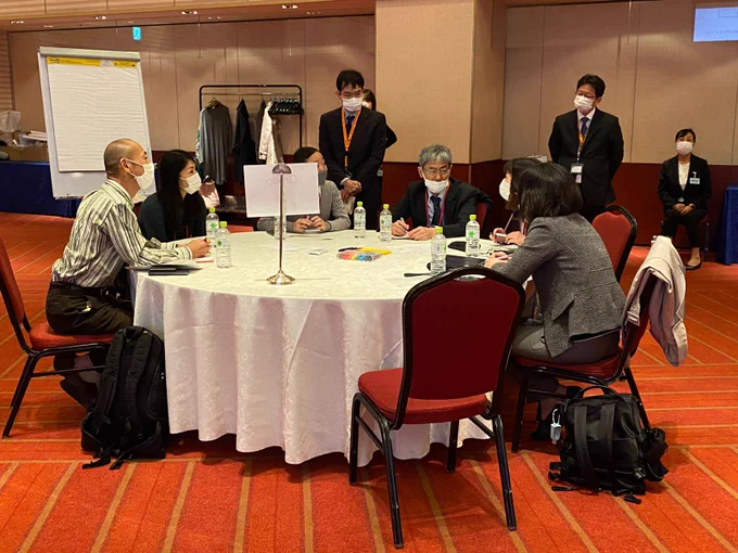 Members of the WHO Global Outbreak Alert and Response Network (GOARN) consult with each other during a group session at the International Outbreak Response workshop, held in collaboration with the  National Center for Global Health and Medicine (NCGM), Japan.