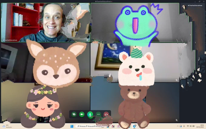 Captura de pantalla del streaming en Telegram Desktop para ver cómo se pueden ver en grande a todos los participantes. Están todos cubiertos con muñequitos, menos yo.