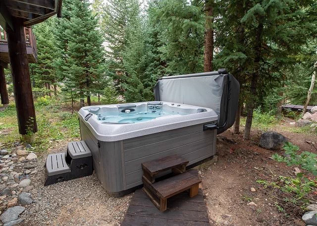 Luxury 5 bedroom townhome with private hot tub in Breckenridge, Colorado