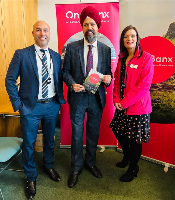 Tan Dhesi MP with representatives from OneBanx.