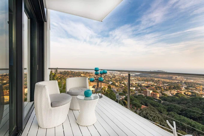 Barcelona Views -Luxury Villa Rentals