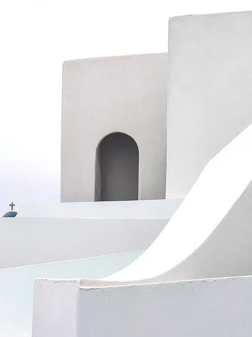 Join Astrid McGechan on the Santorini Photography Tour in April, 2023. Follow the link for more info https://www.lightandland.co.uk/photography-tours/view/santorini-photography-tour-apr-2023.