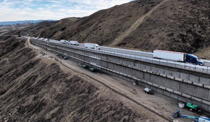 A photo of a retaining wall along Interstate 5 in northern Los Angeles County.