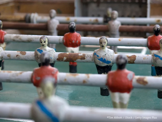 Bild von alten und angerosteten Kickerfiguren