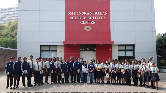 Dec 04,23
#Wednesday_Visit
#SAC_students_Interaction
#Fun_learning

Sanjay Ghodawat International School, Kolhapur visited science activity centre, today. 

We had a great time with students by exploring math Puzzles and sharing Science and Math hands-on activities like fun with magnets, light, Electromagnetism  and many more fun learning activities from their Science and Math textbook. 

We Concluded the session by sharing the #SAC_digital_repository for hands-on activities. 

#Visit_IISER_Pune
https://www.iiserpune.ac.in/pages/visit-iiser-pune     
 