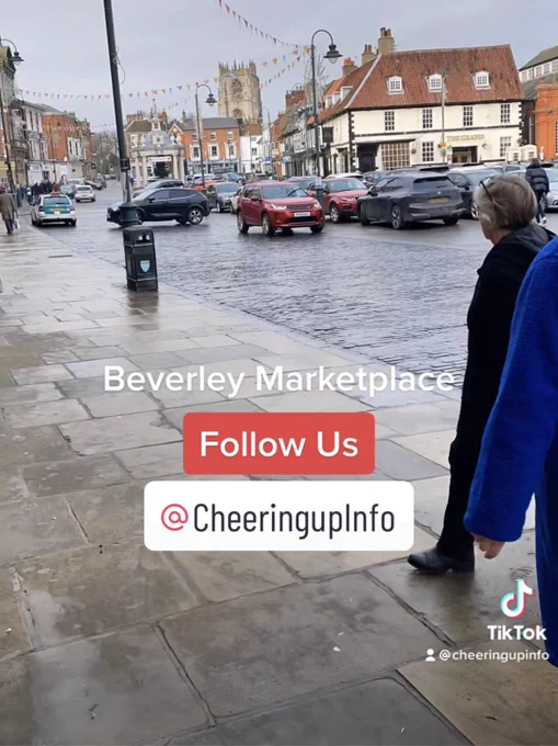 Beverley Market Christmas https://cheeringup.info/shop/beverley-marketplace/ #BeverleyMarket #Yorkshire500 #YorkshireMagazine #CheeringupInfo #CheeringupTV #GuidePrice