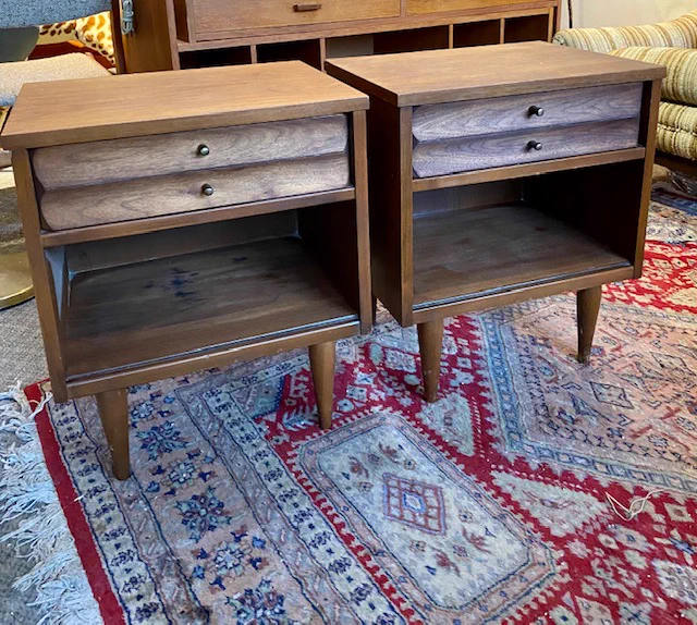Vintage Walnut Bedside Tables, Mid-Century Modern || $699 pair || L 18.5” D 14” H 22”