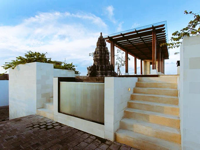 Teams up with local professionals in Bali property expertise to deliver satisfactorily service for both partners; real estate owners/ sellers and property investors/ buyers, exceeding all expectations. Commitment to excellence is their ultimate goal, presented by each and every team members through his work ethics and daily conducts, making the difference in this competitive Bali real estate business.