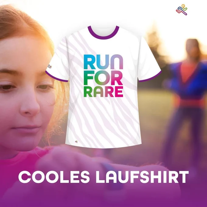Cooles Laufshirt 

Bild eines weißen T-Shirt mit der Aufschrift:
RUN FOR RARE in den RareDiseasesRun-Farben: blau über grün zu lila-rot
