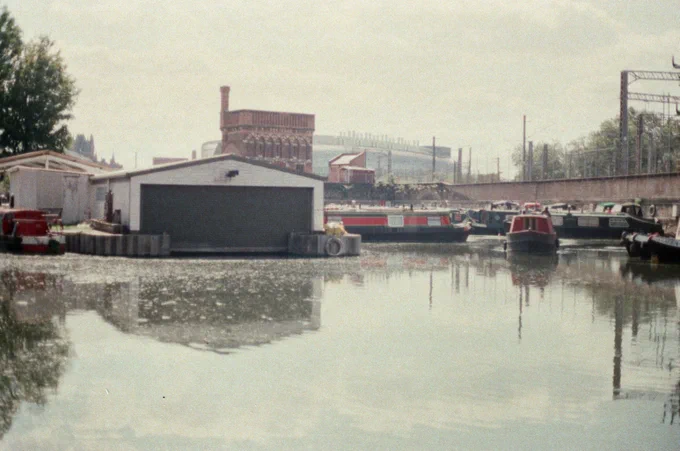 Photo of a London canal at St Pancras Basin 3. Credit: Rose Nordin⁠