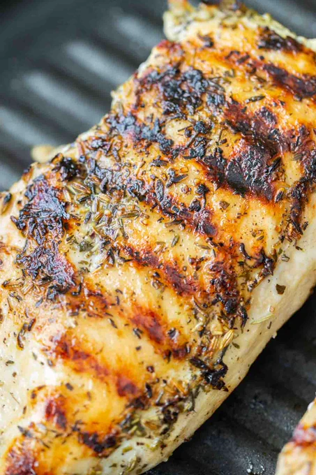 Cooked chicken breast brined with Fire & Flavor chicken brine