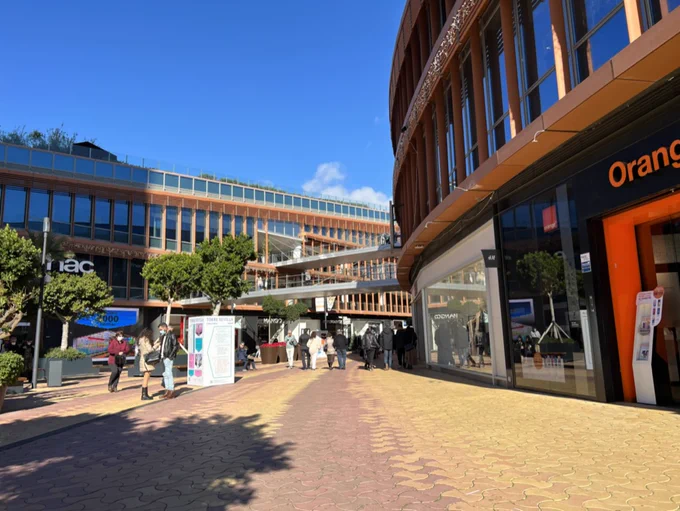 space in the mall