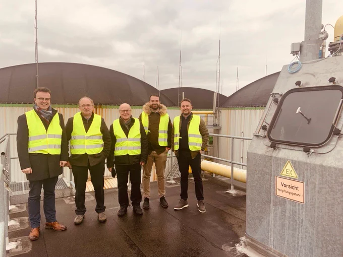 Pictured (L-R) are 
Dr. James Young (CforC / SGI)
Prof David Rooney (QUB) 
Dr Paul Madden (CforC / SGI)
Dr Allistair Wilkinson (Cemcor)
Gareth Stewart (Tobermore)
