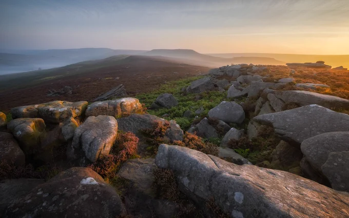 It is more rugged that some of the other national parks, but that just adds to its charm. The Peaks have something to offer during every season, but especially so during the autumn months. The diversity of the scenery is highlighted during these transitional times, from sweeping moorland with decaying bracken to woodland full of ancient oaks or uniform birch. These can be intriguing subjects no matter the weather, but there’s always the possibility of mist or an early frost to add to the atmosphere.