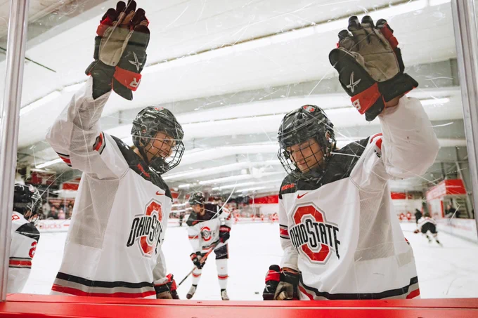 Members from the Ohio State Women's Ice Hockey team