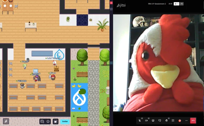 Capture d'écran de la carte WorkAdventure de l'association. Sur la droite, une webcam affiche en gros plan Lil' Rooster, la mascotte de la DrupalCon Lille 2023