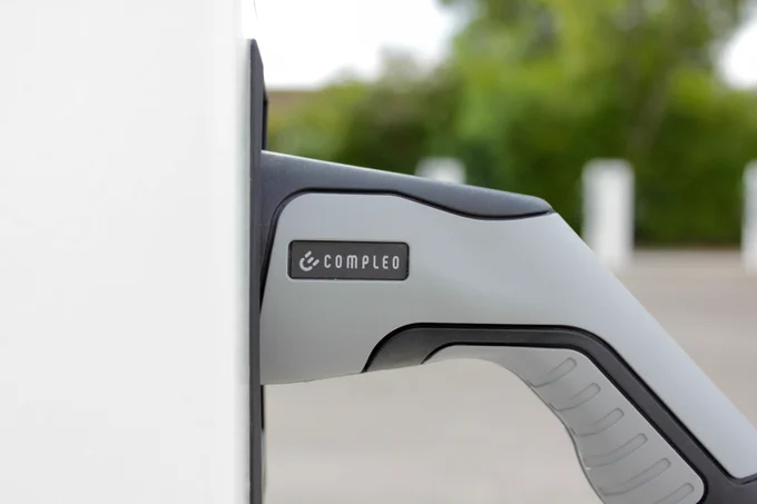 https://ir.compleo-charging.com/mitteilungen-services/corporate-news/compleo-startet-investorenprozess 