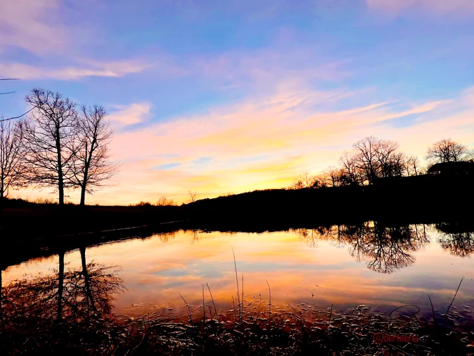 Tennessee Plateau @ Mountain Glen Retreat - Painted Sky Sunset via @Berteena