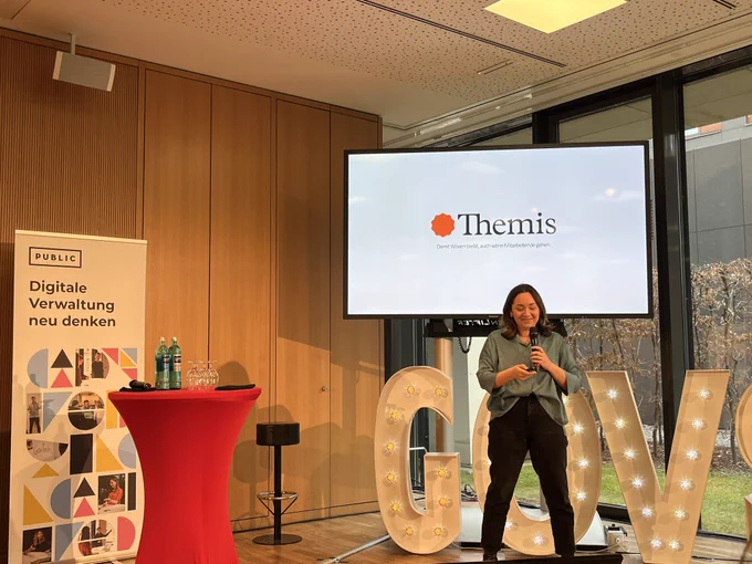 Dinah Schmechel stellt ihr Unternehmen Themis vor