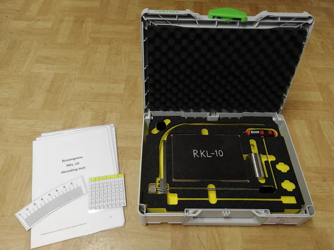 Photo of Jaakko's RKL-10 decoder tool showing contents of delivery. 