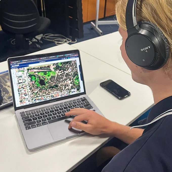 A student using SpaceDraft.