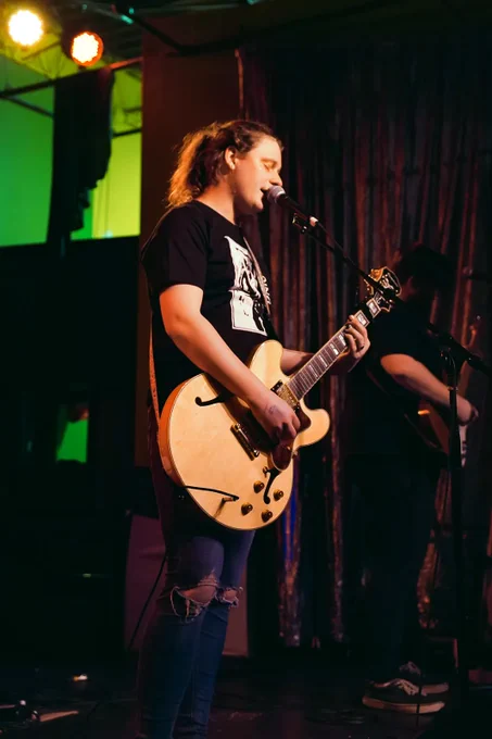 Juxton Roy performing at WKNC's Double Barrel Benefit 19. Photo by @AlenaLewisPhoto on Instagram.