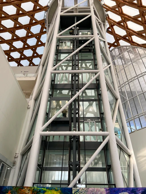 Sonorisation des ascenseurs du Centre Pompidou Metz