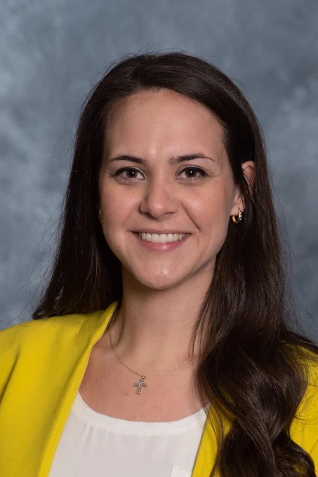 Dr. Julia Hohn
