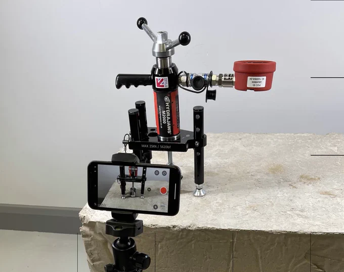 Hydrajaws set up for online training videos