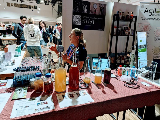 Labra.studio booth at Croudfoods Food Startup Summit 2023, picture by Labra.studio