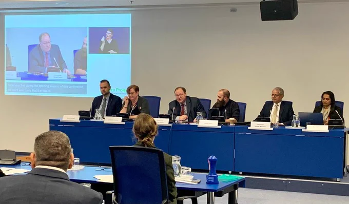 Panel, from left to right: Robin Tim Weis, Kathryn E. Johnson, H.E. Richard Sadleir (speaking), Simon Green, H.E. Jaideep Mazumdar, Kavita Nair