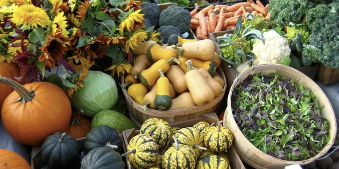 Local food in Hardwick, Vermont; photo 2008 by Flickr user WBUR Boston, used under CC BY-NC-ND 2.0.