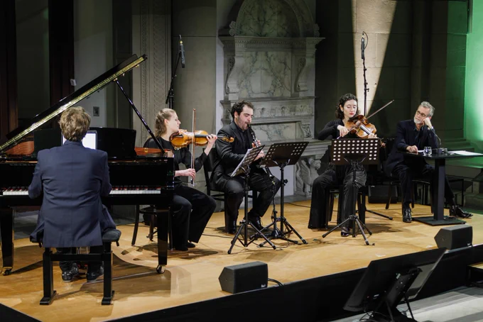 Konzert der "Lebensmelodien" zusammen mit Schauspieler Ulrich Matthes
