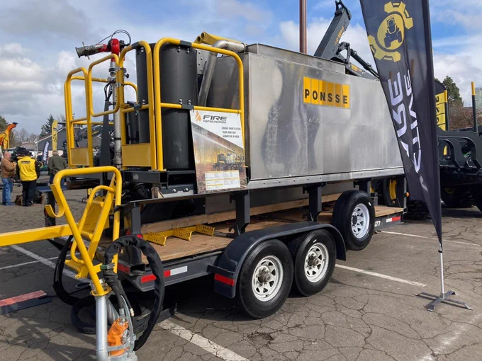 Ponsse spray tank firefighting system
