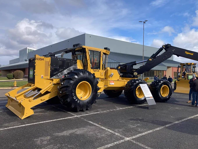 Tigercat 635H swing boom skidder
