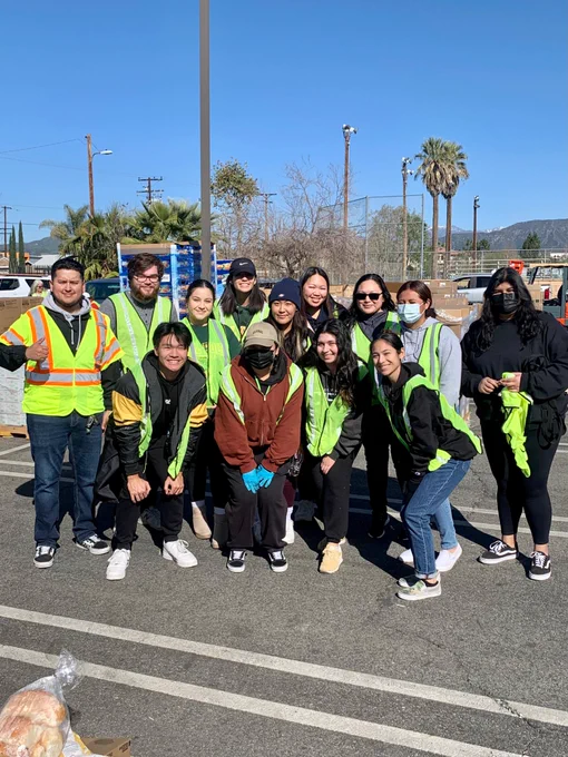 Group photo of students in Lydia Chen Shah’s Social Impact Marketing course. Location: Sowing Seeds for Life food bank and pantry in Pomona.
