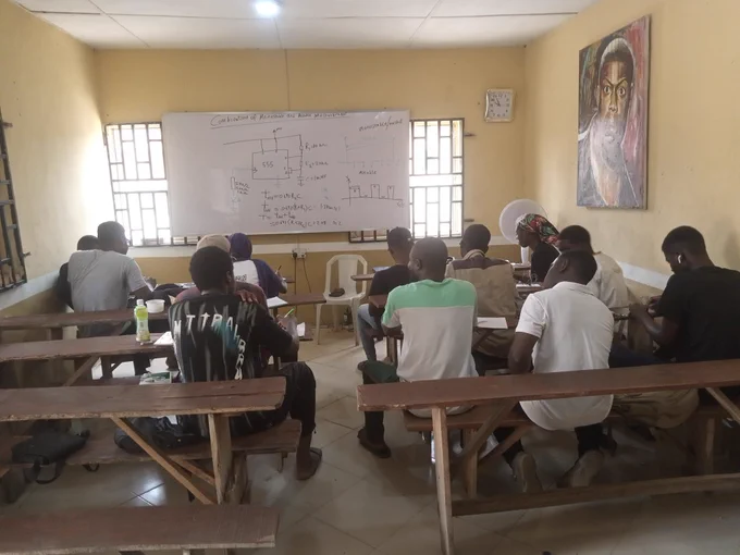 Picture of the classroom with students in it