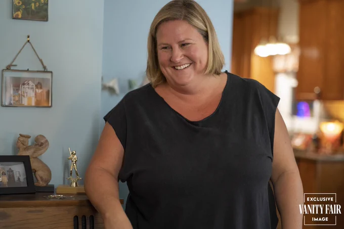 Bridget Everett in a grey t-shirt, in ‘Somebody Somewhere.’