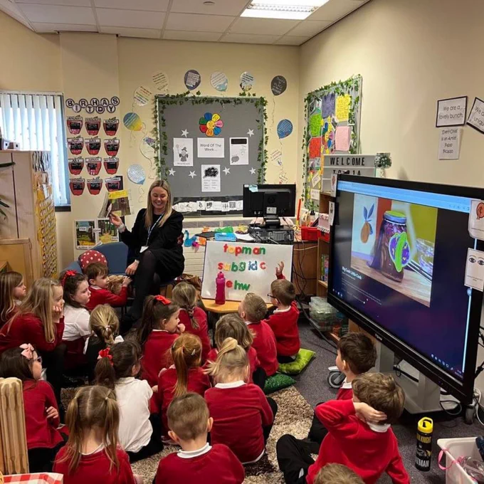 primary 1 class in Burnside Primary school with their teacher