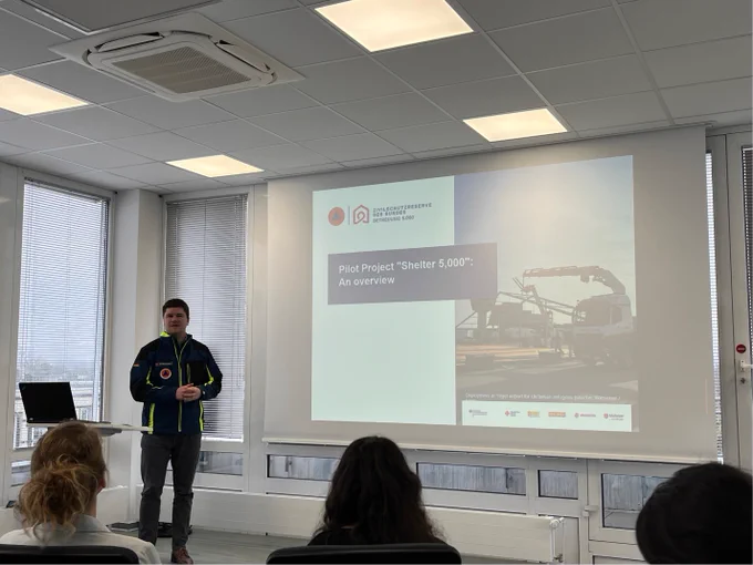 BBK-Kolleg:innen stellten diese Woche das Pilotprojekt "Labor Betreuung 5.000" bei einer Veranstaltung der internationalen Städteplattform Connective Cities vor. Bildquelle: Porcas/BBK