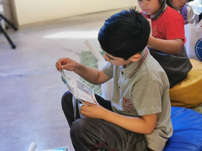 El Concurso "Habitantes de agua dulce" recibió obras artísticas de niñas y niños de todas las provincias de la región de Valparaíso