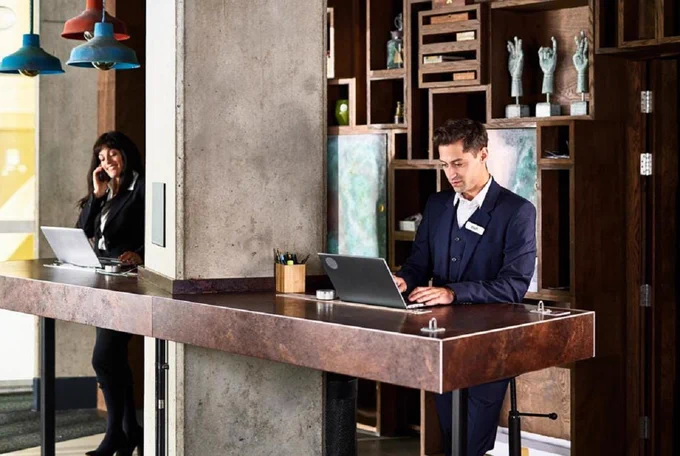 Open Hospitality: Transitioning The Hotel Industry To A Cloud Ecosystem With Open Integration