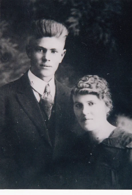 My great-grandfather Lorenzo Stowell Peterson My great-grandmother Ida Mae Turley.