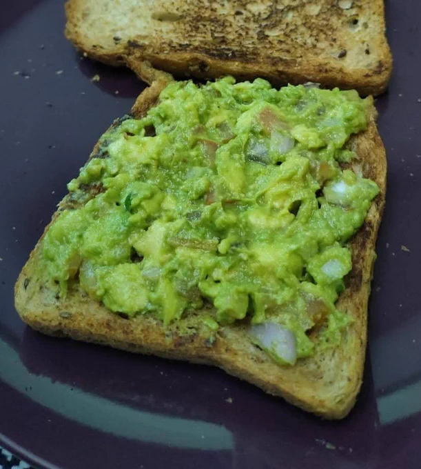 Guacamole toast 🥑🍞