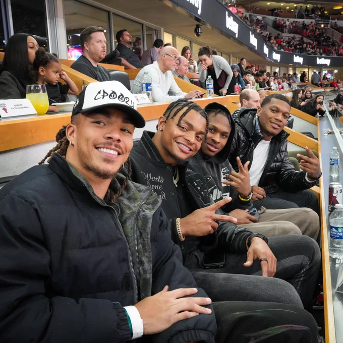 Claypool, Fields, Mooney and Moore sitting at Bulls game