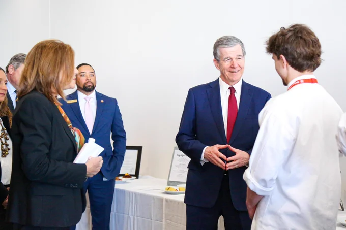Gov. Cooper meets with students at the NC ProStart Invitational event