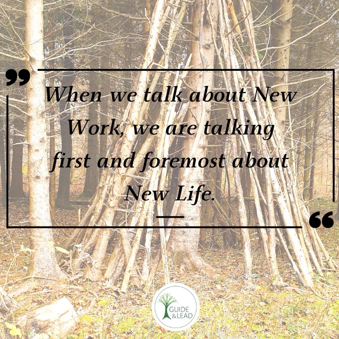 Quote: When we talk about New Work, we are therefore talking  about New Life. Background: A self-built wooden hut from tree logs in the forest, logo