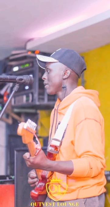 Samja Ka wambo 🎸 the guitar BOI 💖💖I love my job 