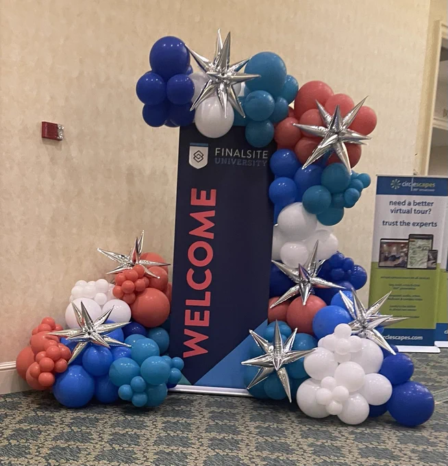 Welcome balloon and banner